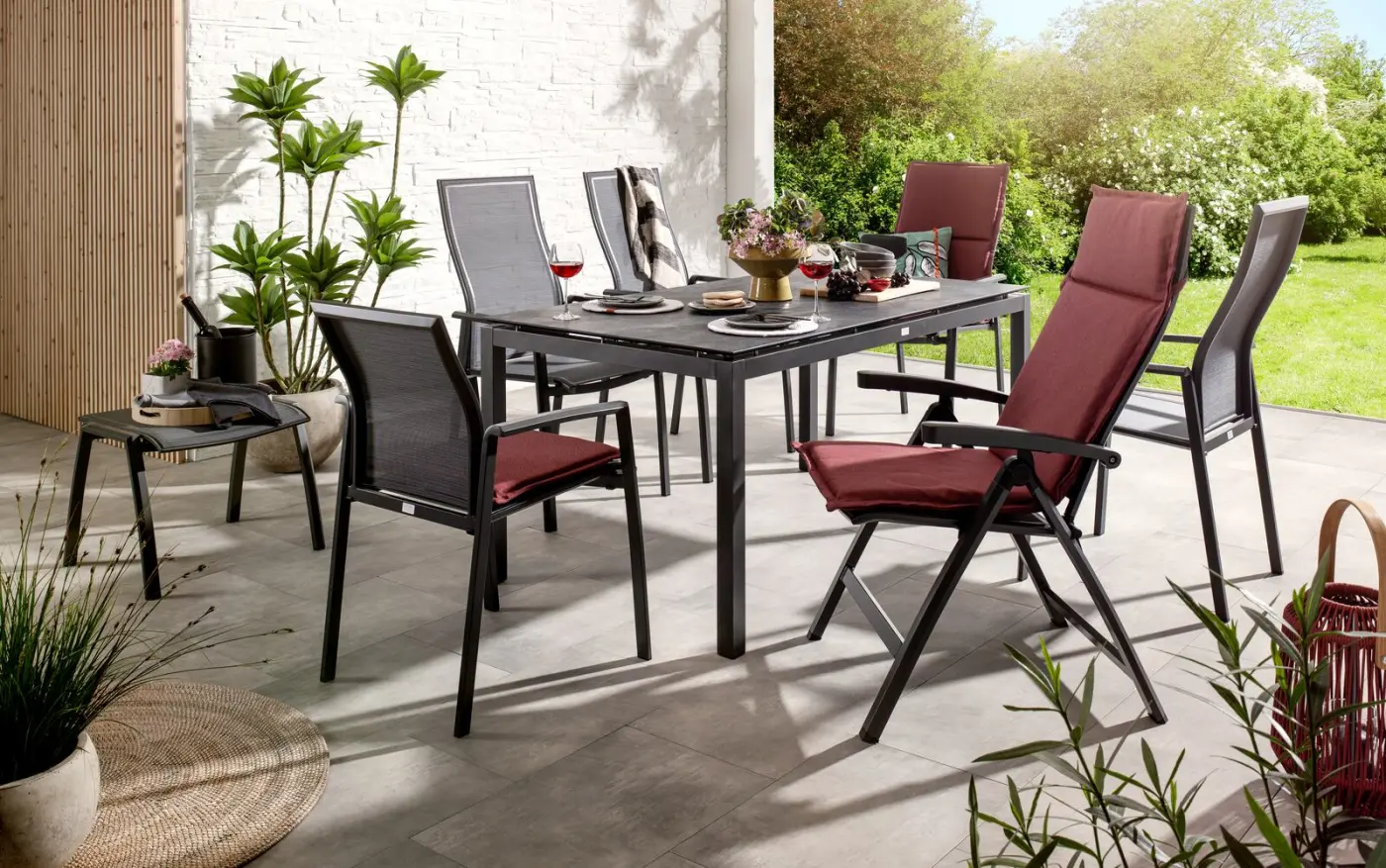 Stern Tisch ca. 160x90x73 cm Classic Aluminiumgestell in Anthrazit mit Tischplatte Silverstar 2.0 Dekor Salte