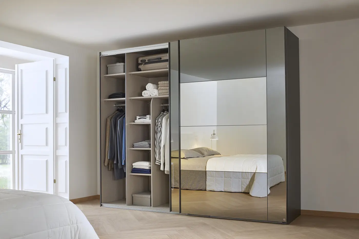 Rauch X-tend Schwebetürenschrank