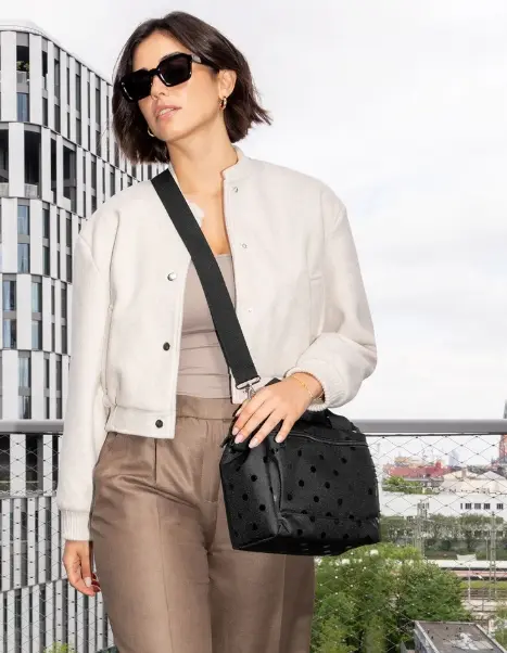 Reisenthel Allrounder Cross Glossy Dots Black  22x24x13 cm