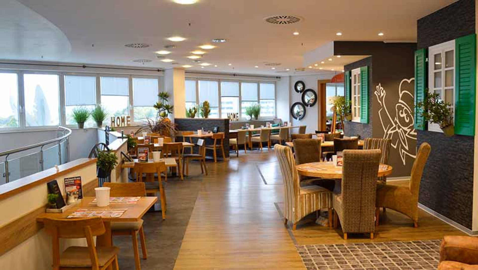Restaurant Bella Bergisch • Möbel Knappstein