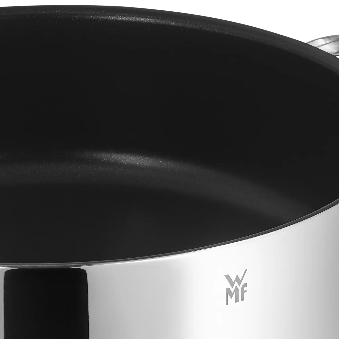 WMF Devil Servier-Schmorpfanne mit WMF Devil Servier-Schmorpfanne mit