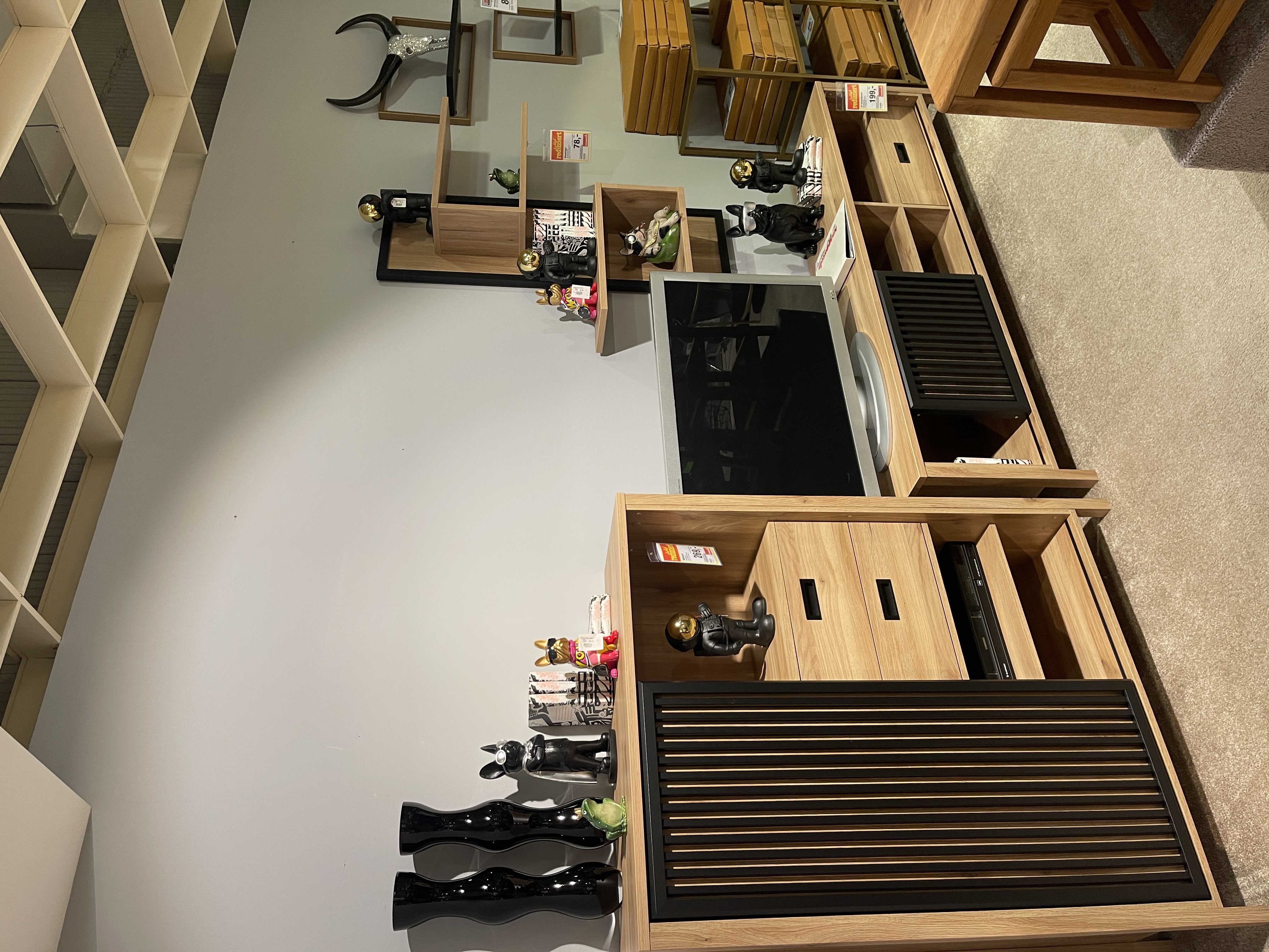 Grupa Forte Highboard Jytana in Eiche Schwarz, 104 cm breit, mit Schubladen und offenen Fächern.