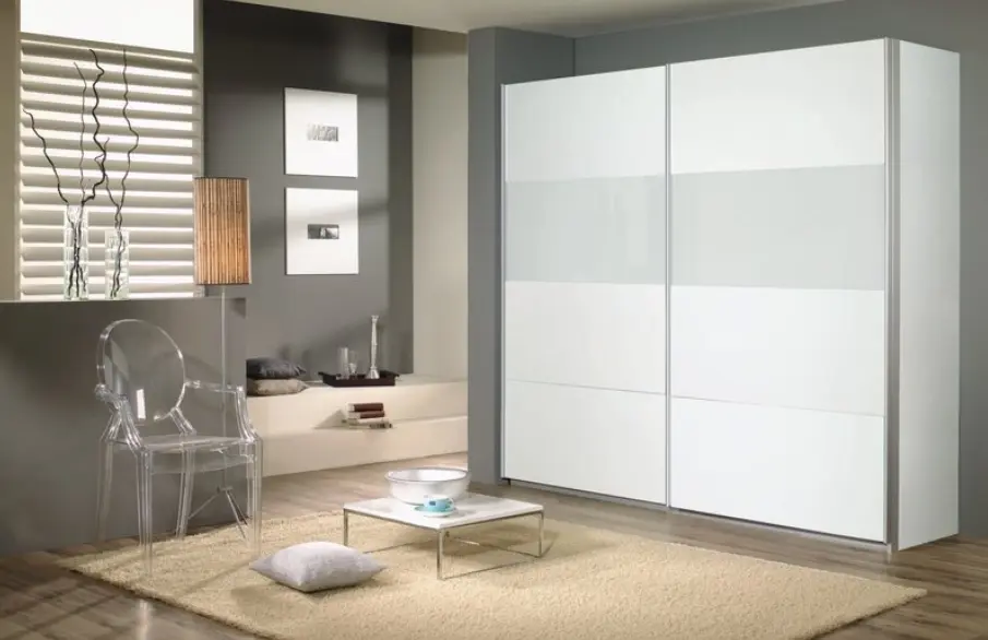 Rauch Schwebetürenschrank Quadra Alpinweiß ca. 226x210x62 cm