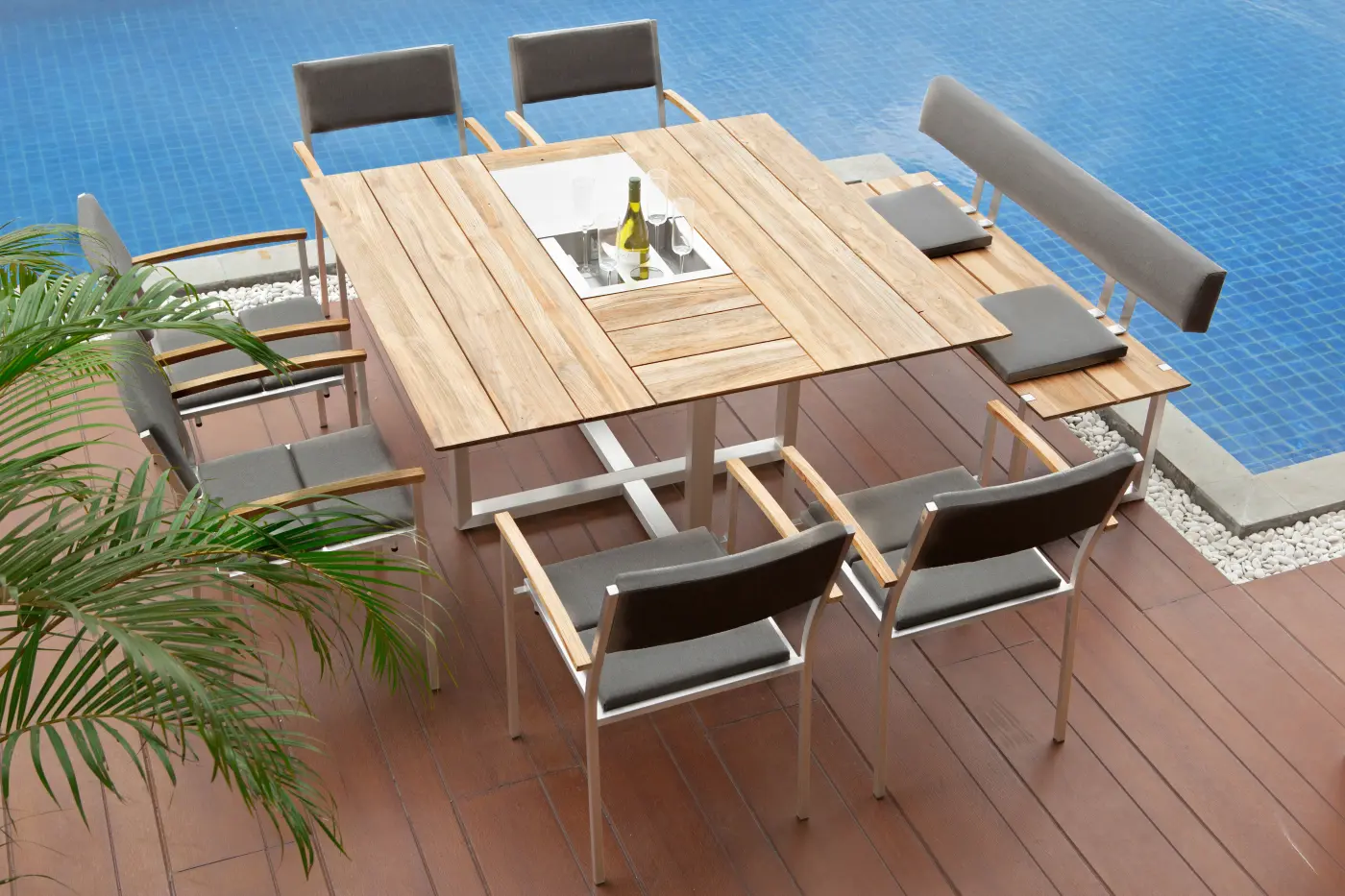 Zebra Bank Quadux Edelstahl/Teak mit Schweizer Kante, ca 140x45x43 cm