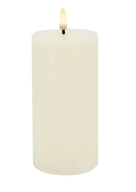 LC Wholesaler LED Stumpenkerze Basic Echtwachs Cream rustig 7,5x15 cm warmweiß