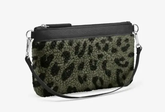 Reisenthel Mini Pouch Teddy leo olive ca. 15x1x26 cm