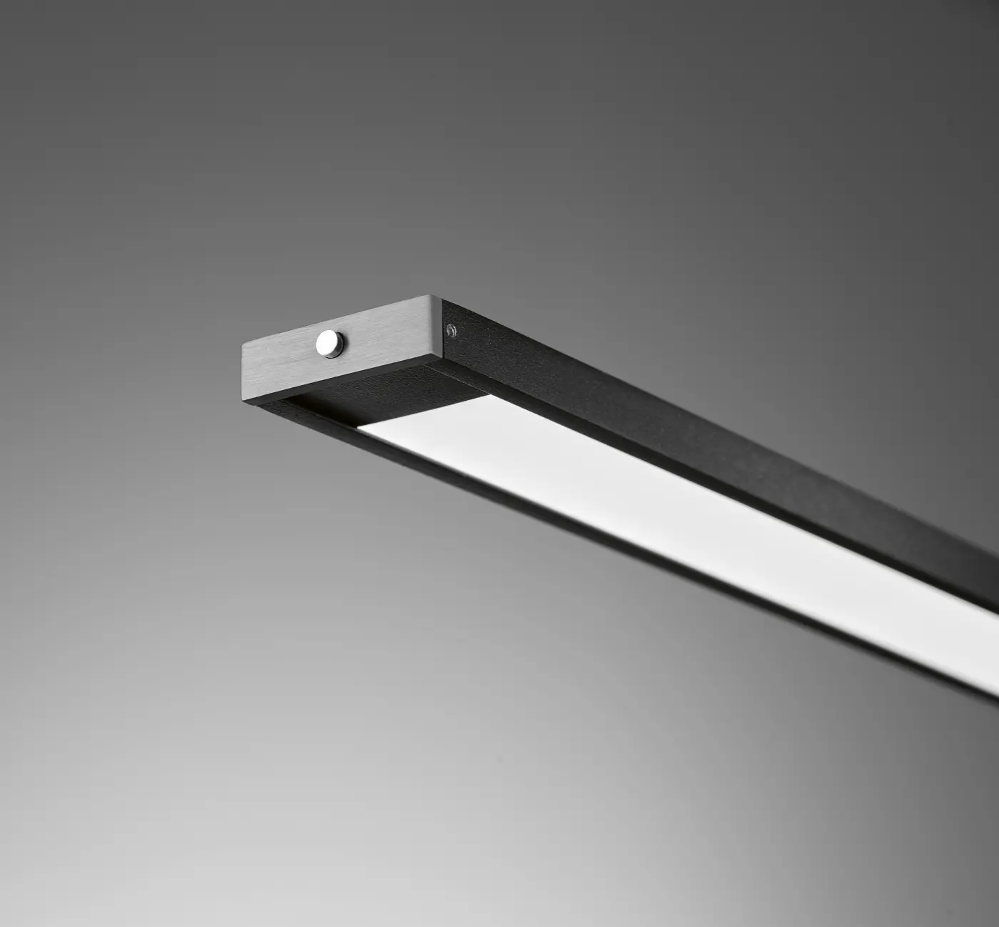 F&H Pendelleuchte, 1-flg. x 120 cm Metallfarben, Sandschwarz Matt, Nickelfarben