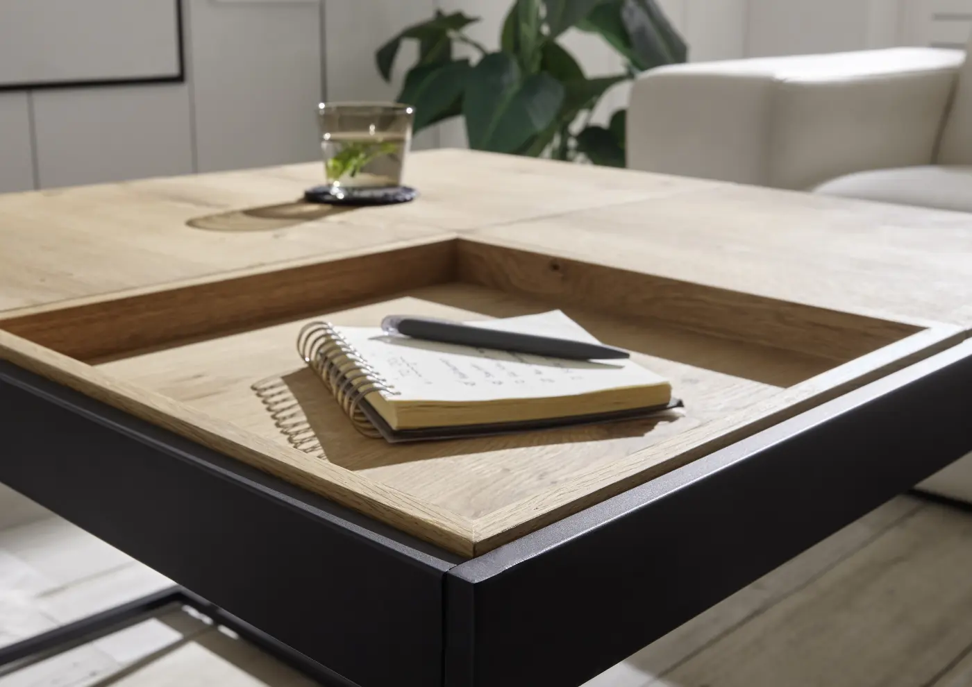 ABP Couchtisch Larkana Eiche furniert ca. 83x45x83 cm