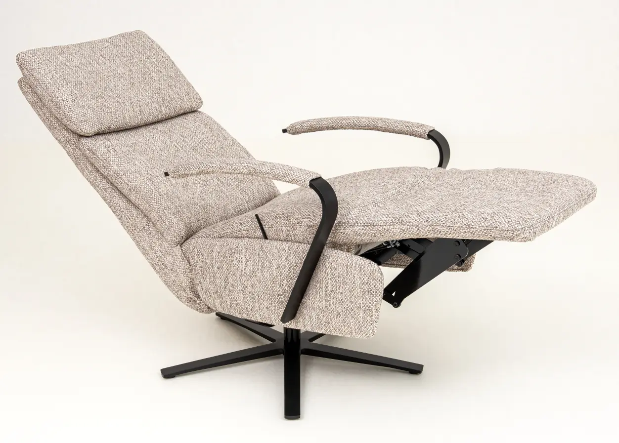 Interliving Drehsessel 4565 Silber/Schwarz