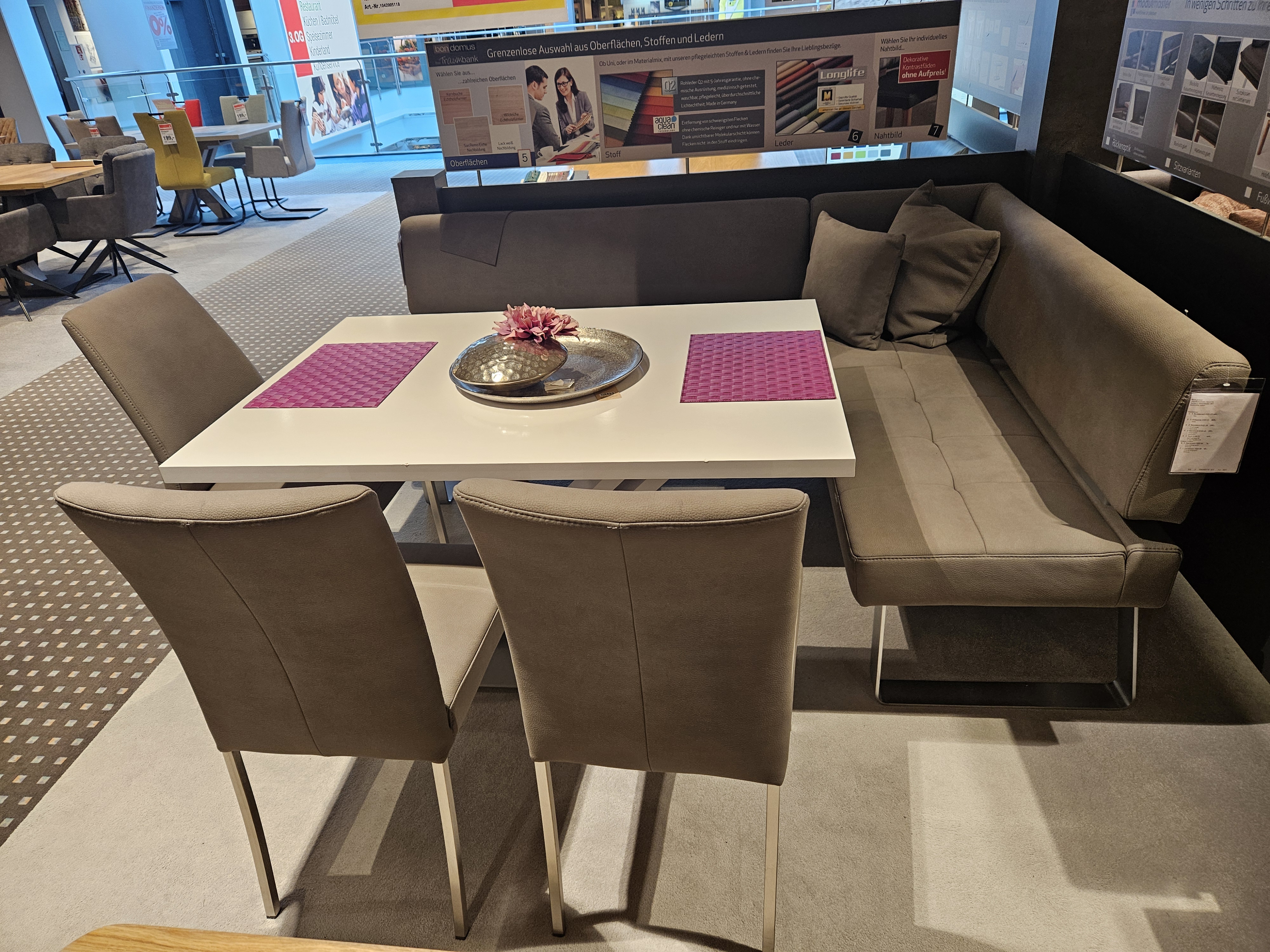 Eckbankgruppe  Game I