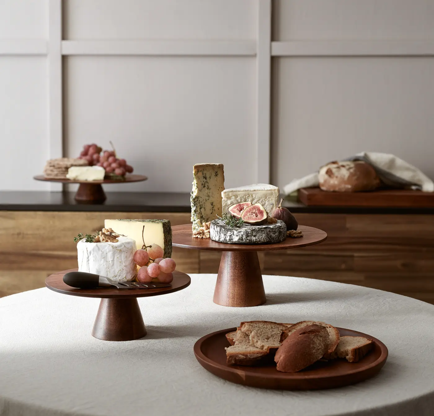 ASA Wooden food stand