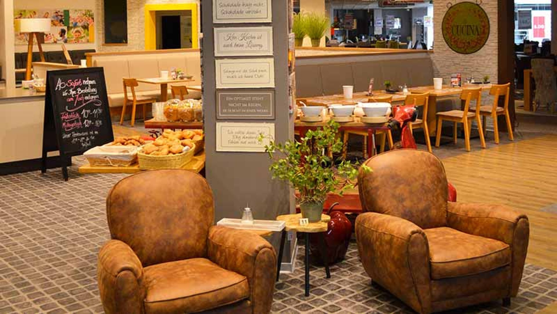 Restaurant Bella Bergisch • Möbel Knappstein