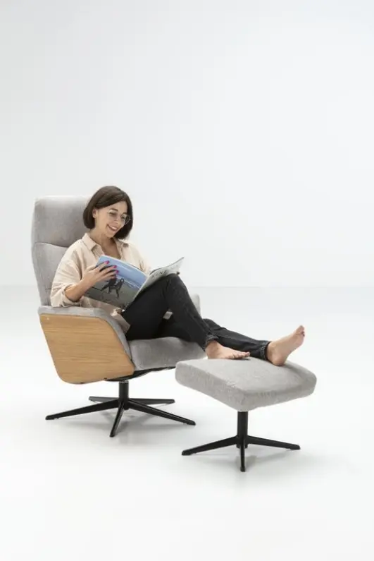 Knudsen Sessel grau inkl. Hocker
