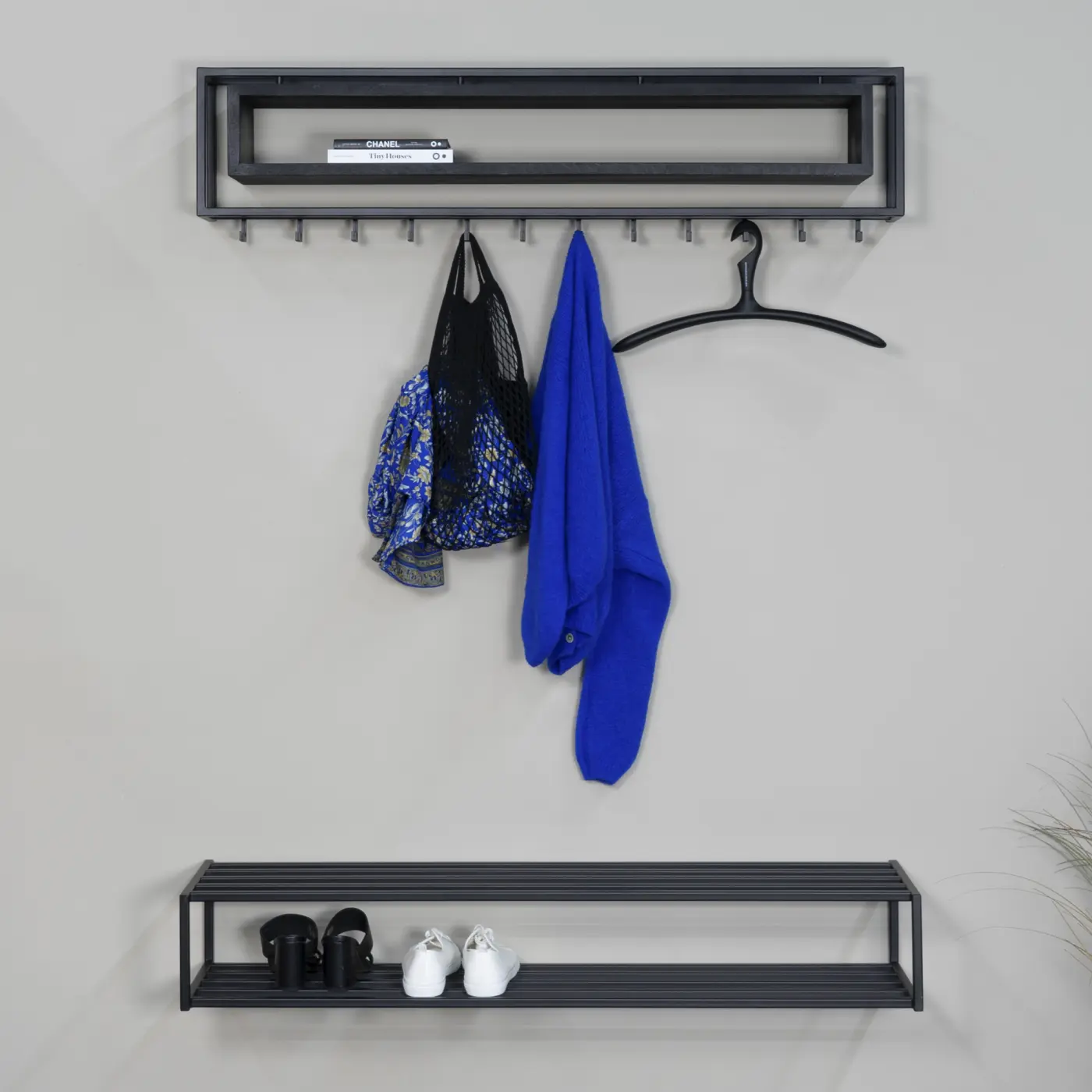 Spinder Wandgarderobe School Schwarz/Holz: schwarz, ca. 118x29,5x19 cm