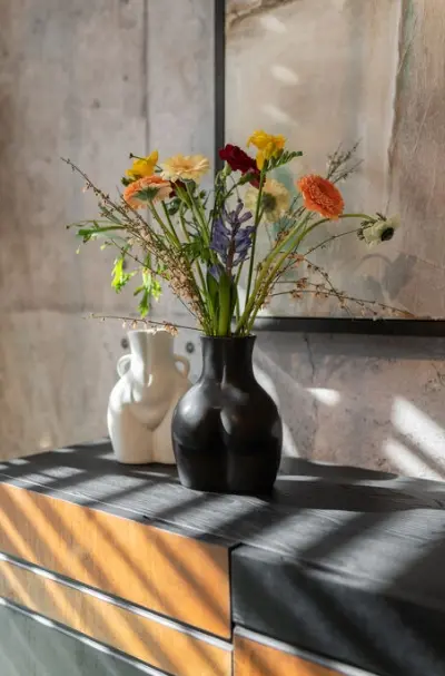 Kare Design Donna Vase 22 cm schwarz