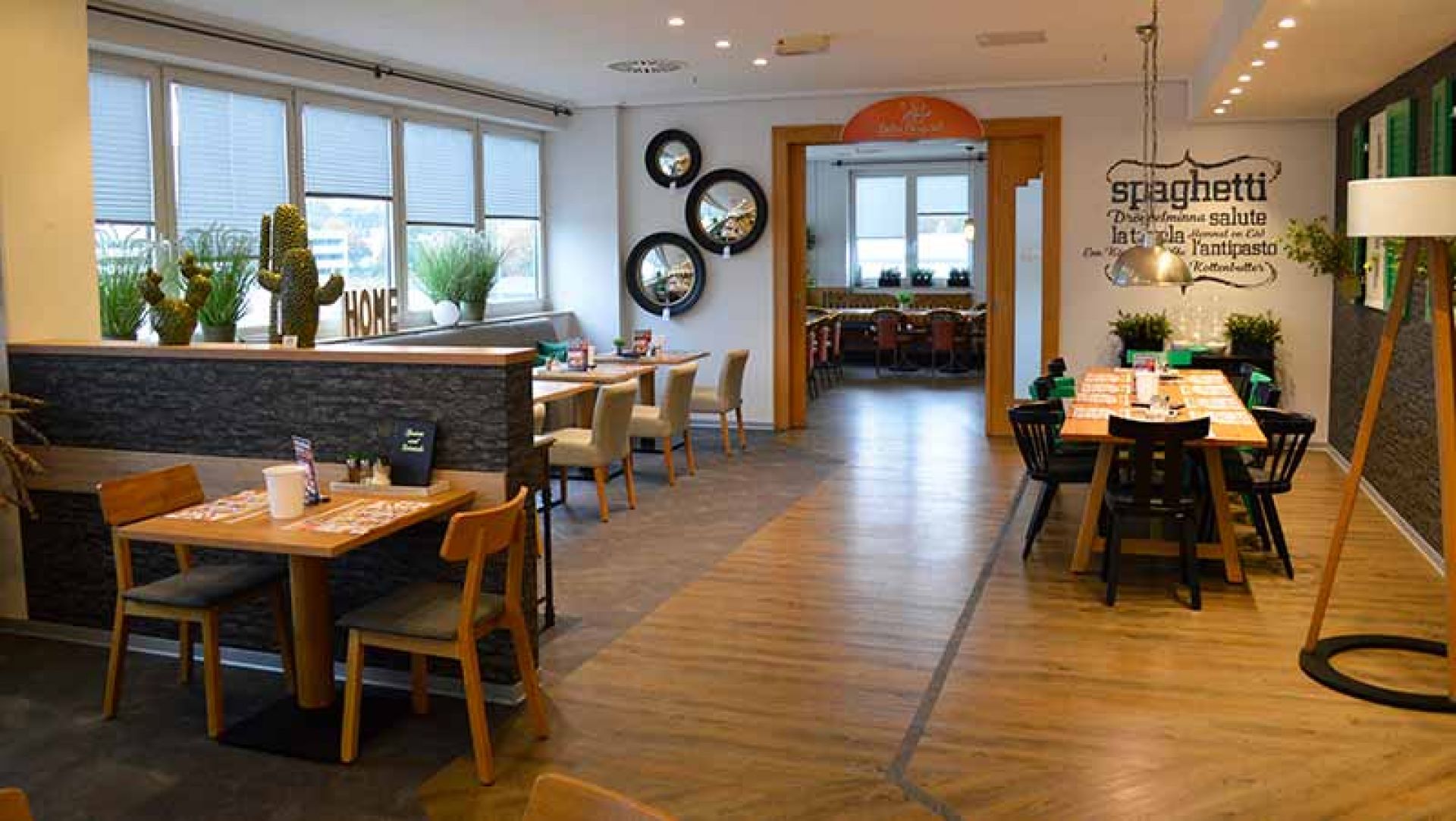 Restaurant Bella Bergisch • Möbel Knappstein