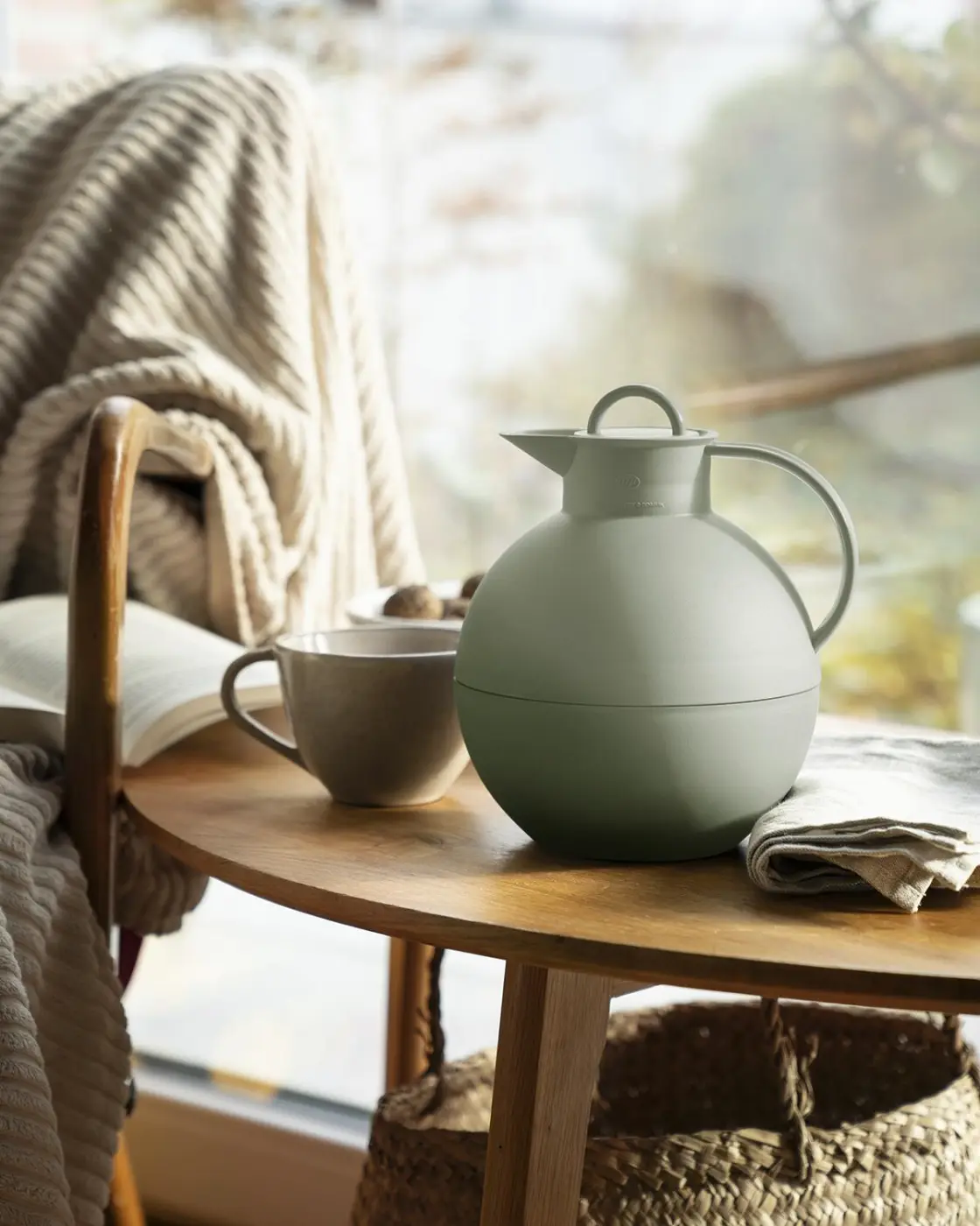 Alfi Isolierkanne Kugel Silt green 0,94 L