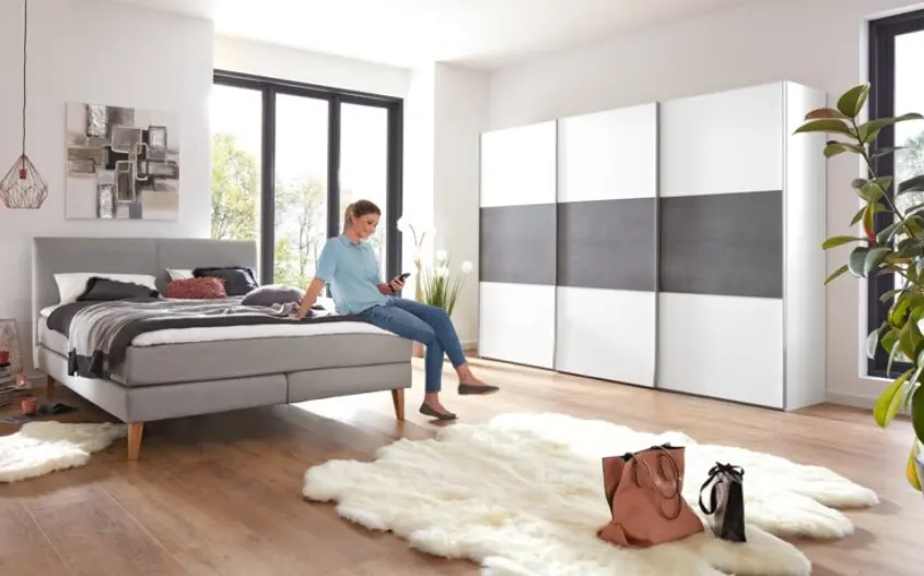 Staud Schwebetürenschrank Includo Weiß/Oxid ca. 280x222x68 cm