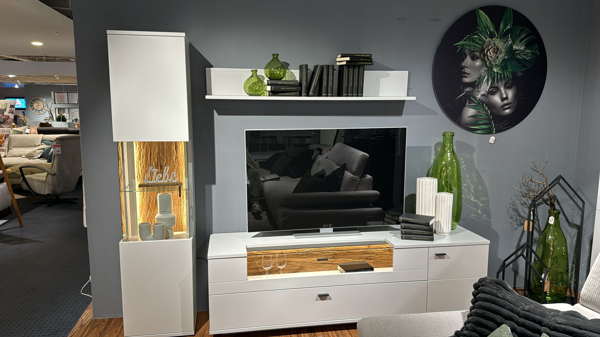 MCA Wohnwand Lissabon modern white