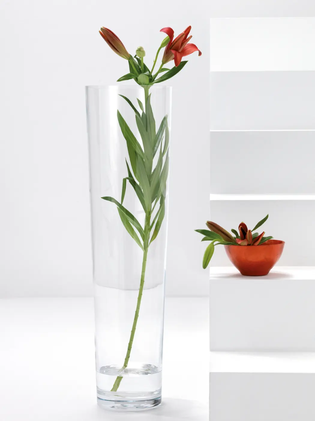 Leonardo Bodenvase KONISCH 70 cm klar