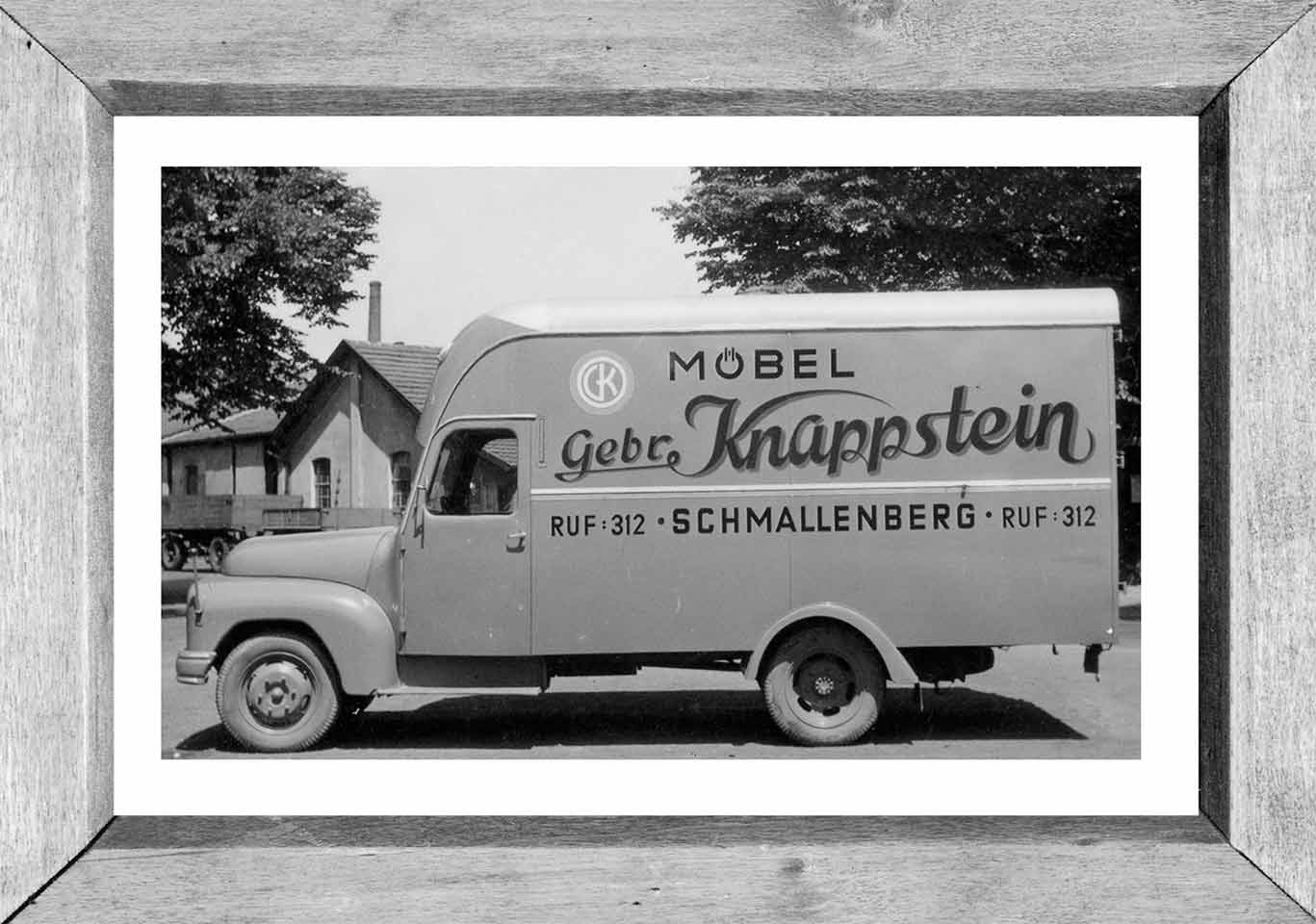 Erster LKW • Möbel Knappstein Erster LKW • Möbel Knappstein