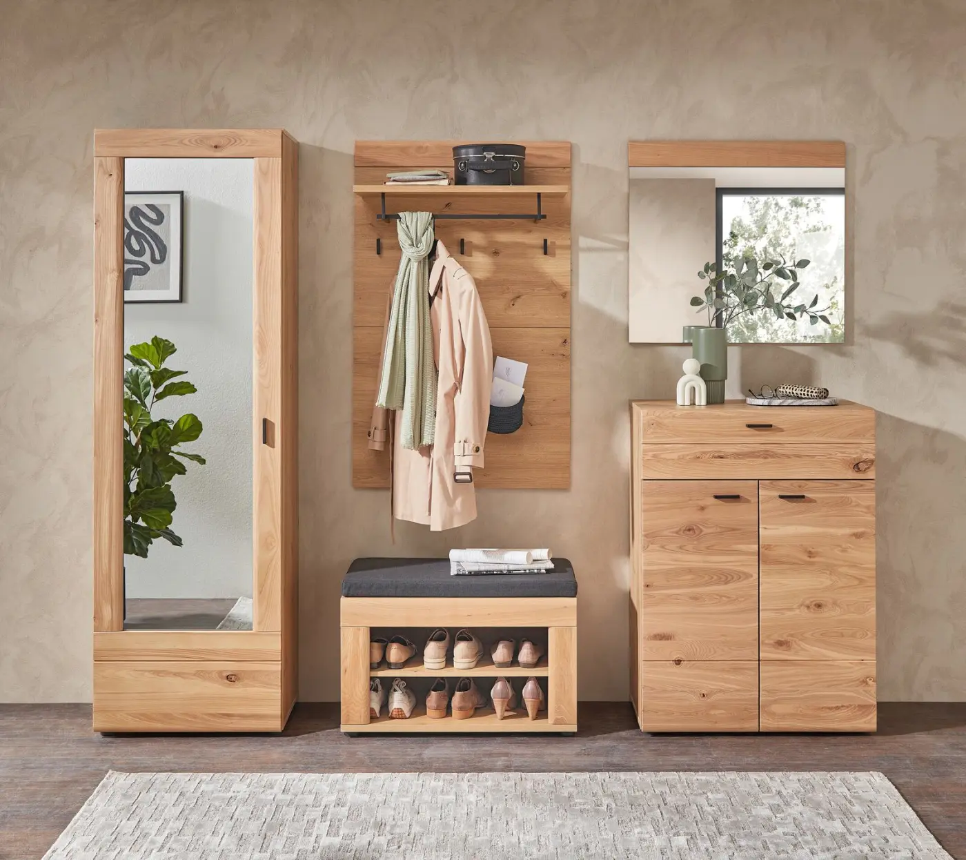 Wohn-Concept Garderobenkombination Malaga Altesche massiv ca. 240x194x39 cm