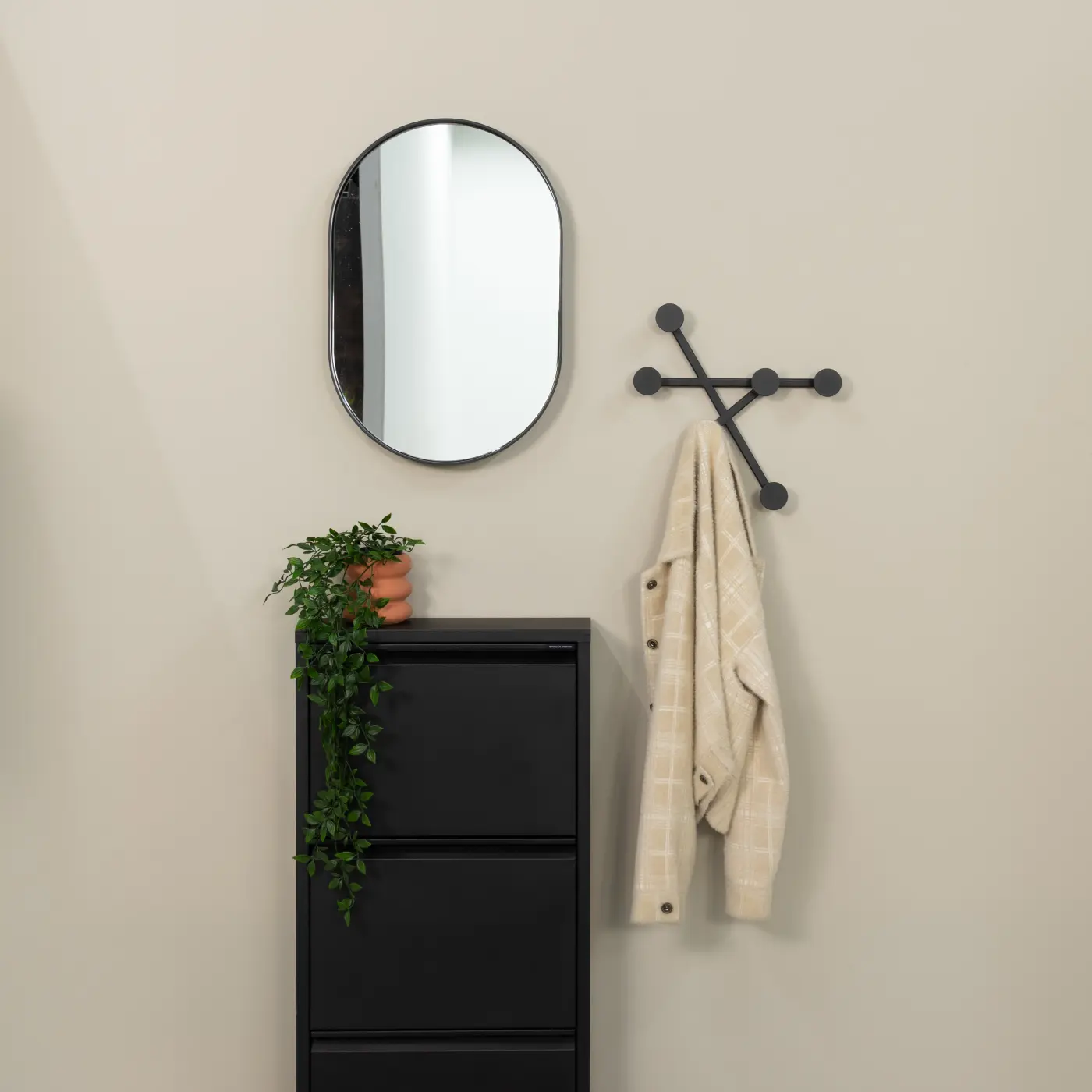 Spinder Wandgarderobe Bottoni Schwarz, ca. 39x35x9 cm