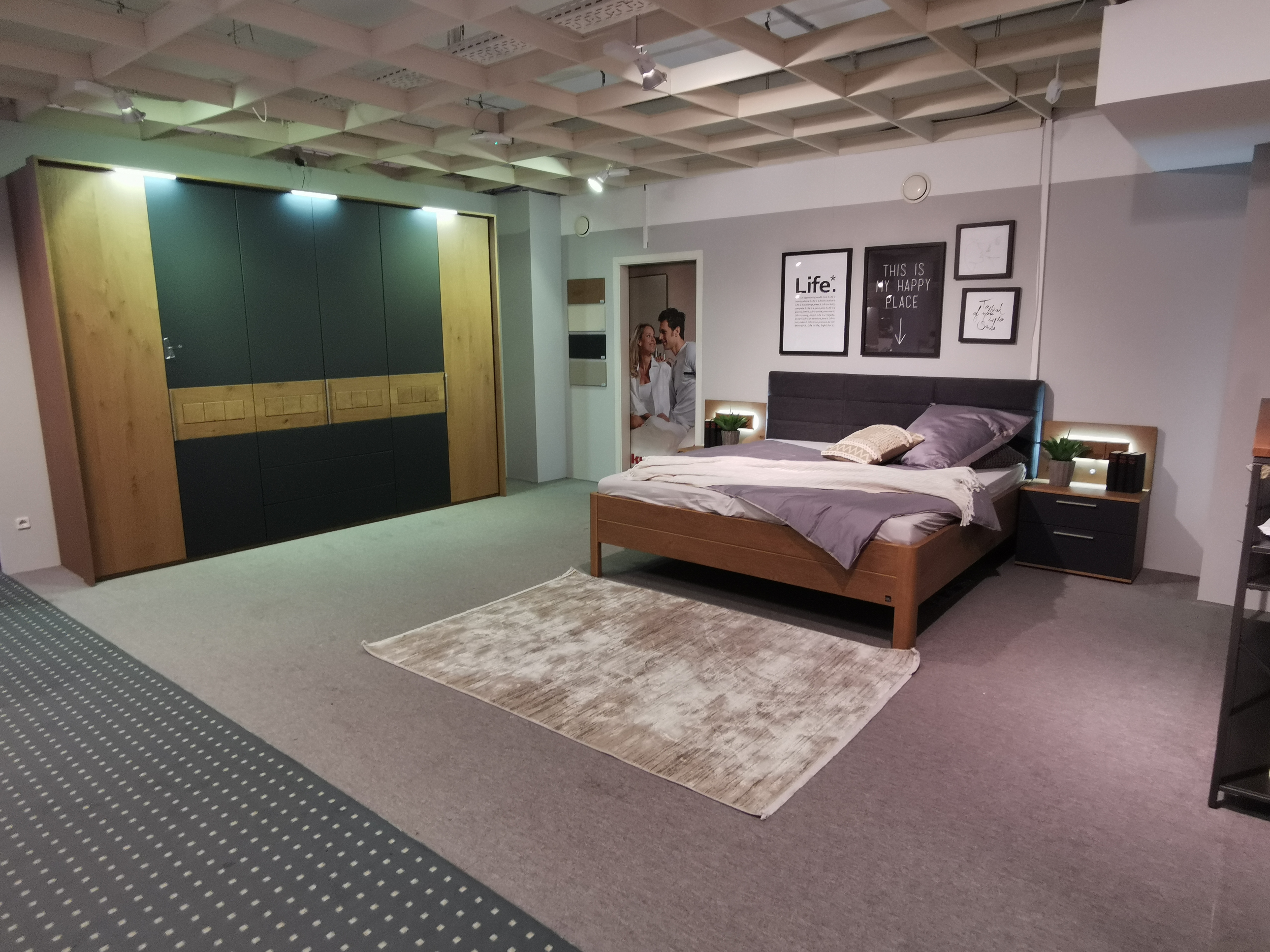 Schlafzimmer Interliving Eiche Barrique / Lack Basalt